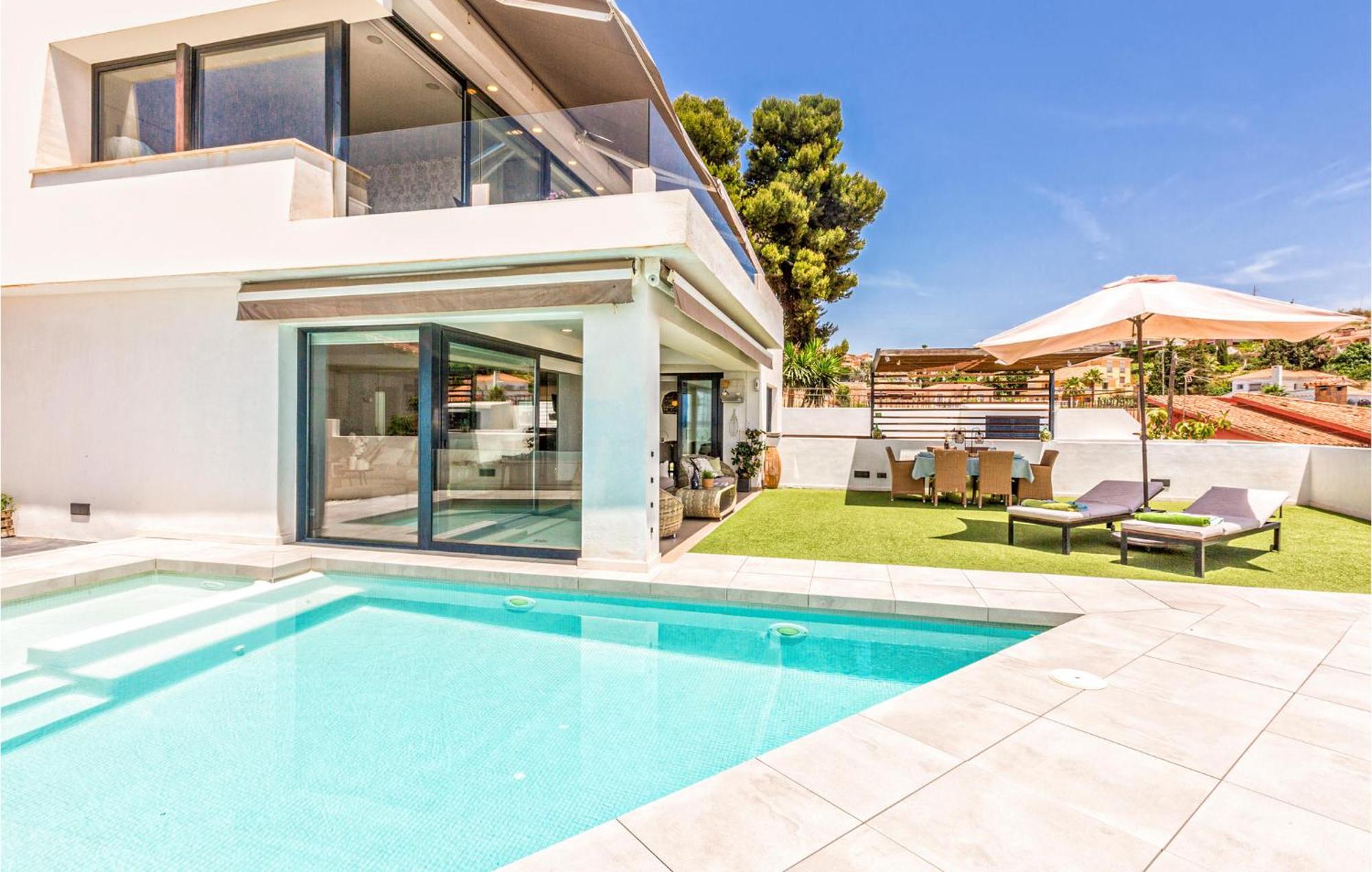 Awesome Home In Cala Del Moral With Kitchen La Cala Del Moral Extérieur photo